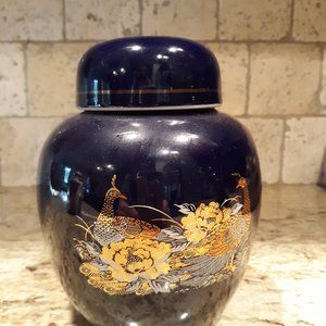 Small 6" Porcelain Oriental Ginger Jar